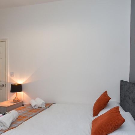 Townhouse @ Corporation Street Stoke Bed & Breakfast 部屋 写真